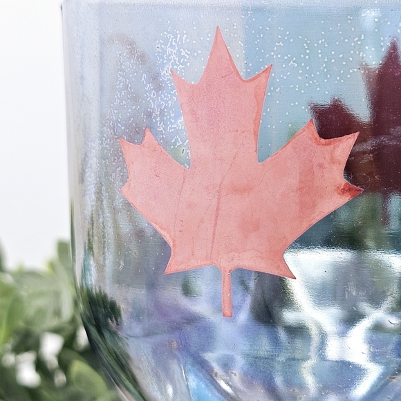 Vintage Light Blue Glass Niagara Falls Canada Souvenir Mug - Picture 5 of 7